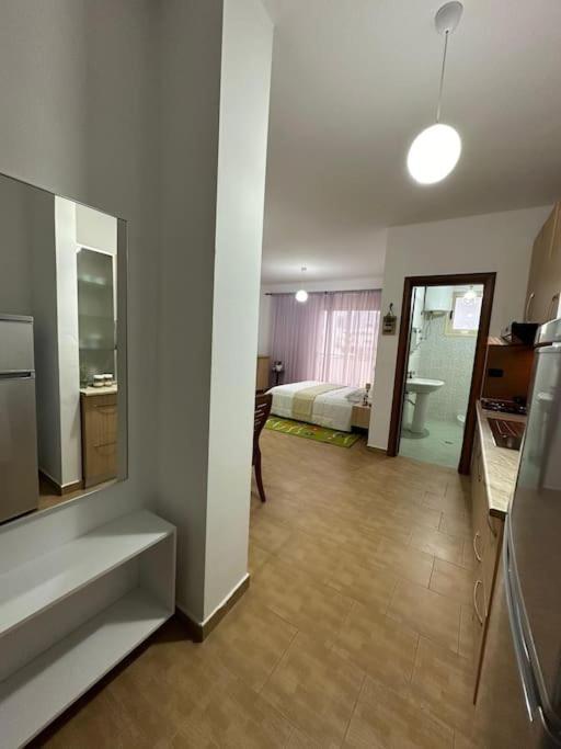 Studio Of Shpresa Vlorë Buitenkant foto